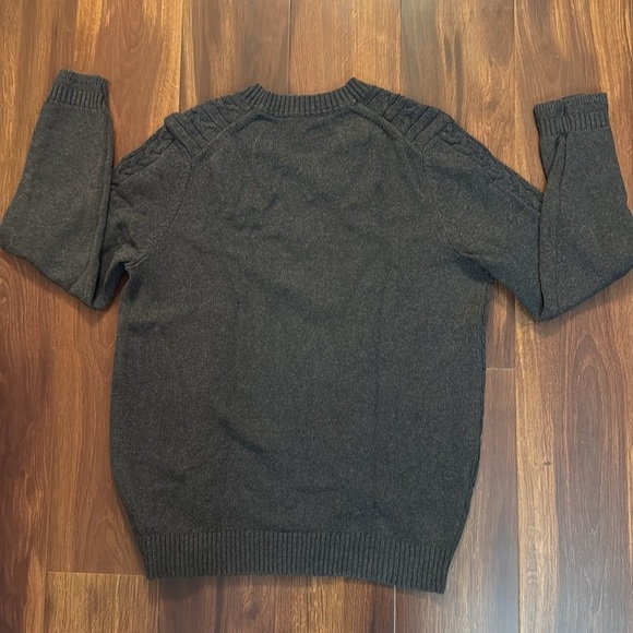 🌿SALE🌿JOS A BANK Men's Gray Ribbed Sweater Size Medium - Picture 3 of 7
